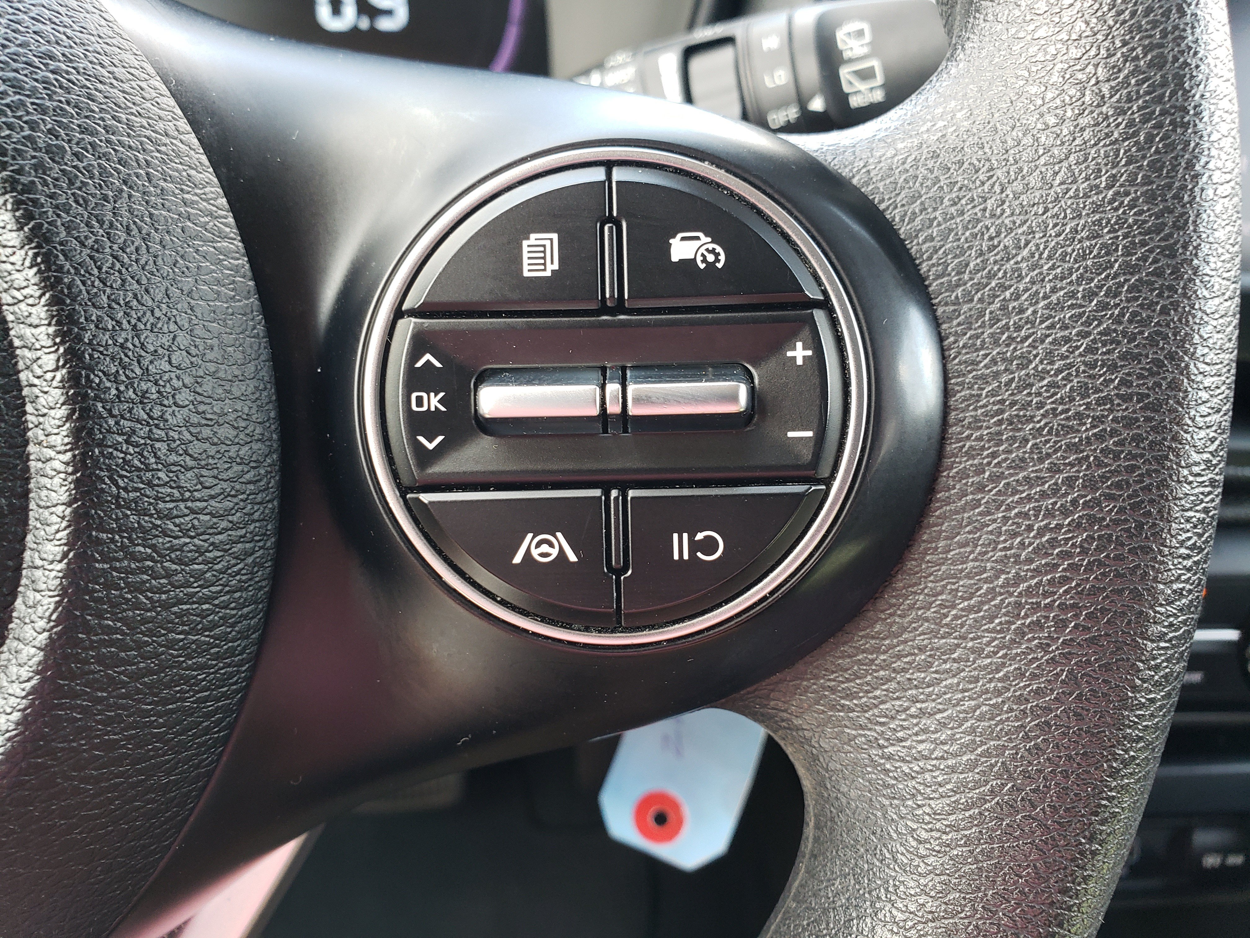 Used 2023 Kia Soul LX FWD image 17