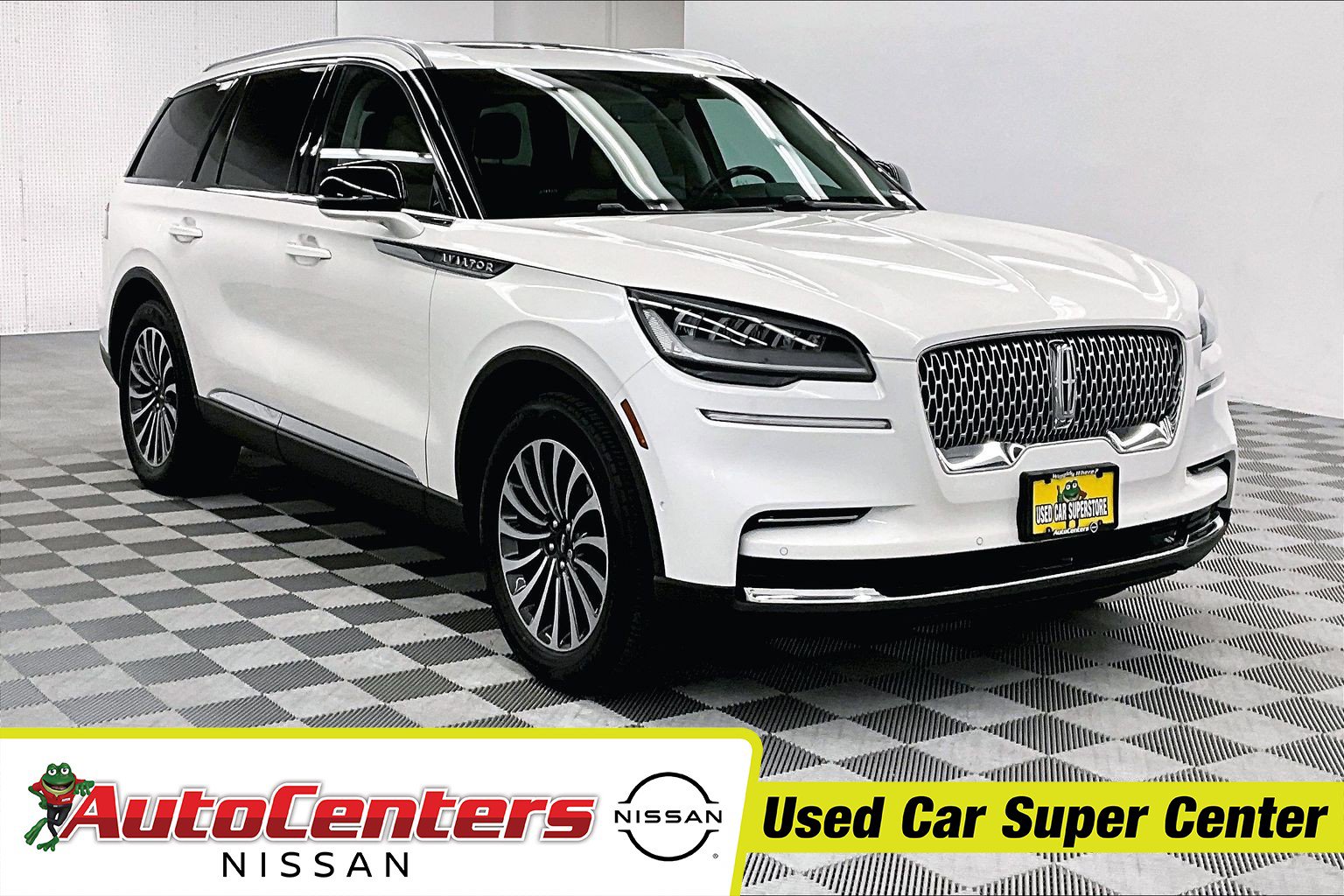 Used 2023 Lincoln Aviator Reserve w/ Elements Package Plus AWD/4WD video 1