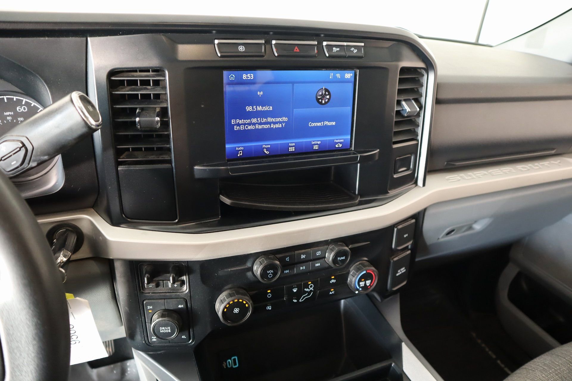 Used 2024 Ford F250 XLT w/ FX4 Off-Road Package image 5