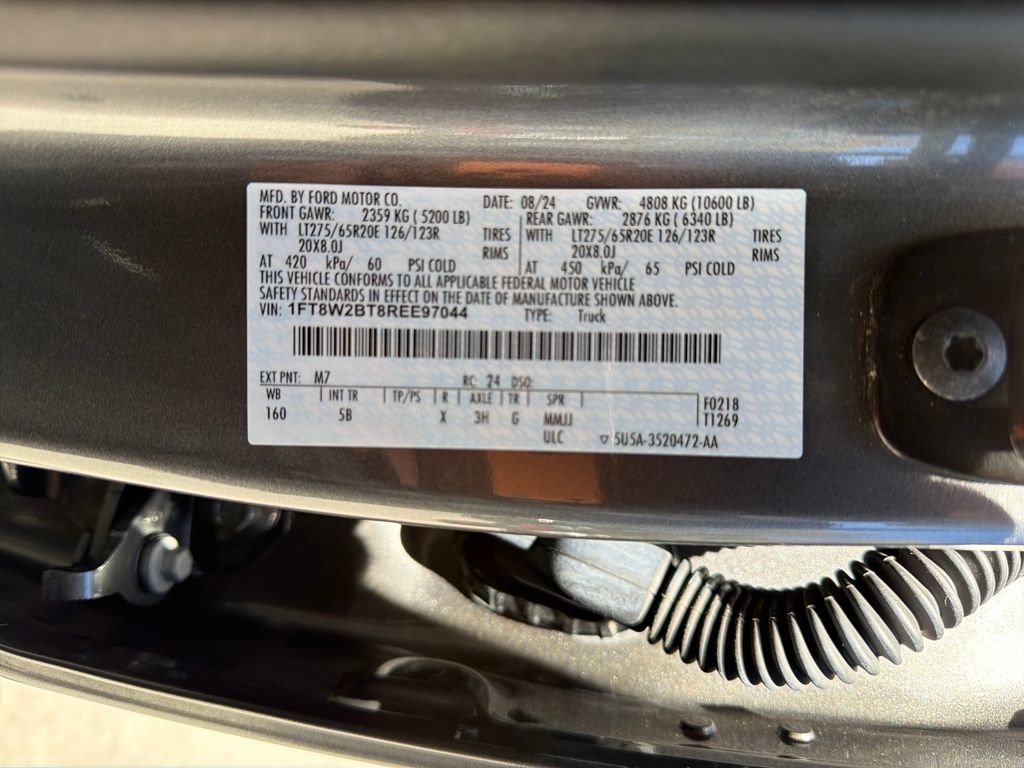 Used 2024 Ford F250 Lariat w/ Black Appearance Package image 35