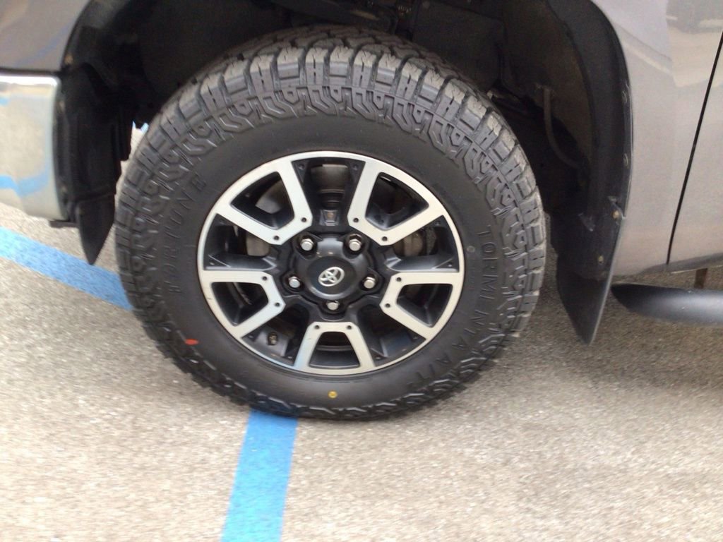 Used 2017 Toyota Tundra SR5 w/ TRD Off Road Package image 11