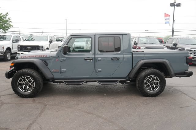 Used 2025 Jeep Gladiator Rubicon w/ Safety Group AWD/4WD image 8