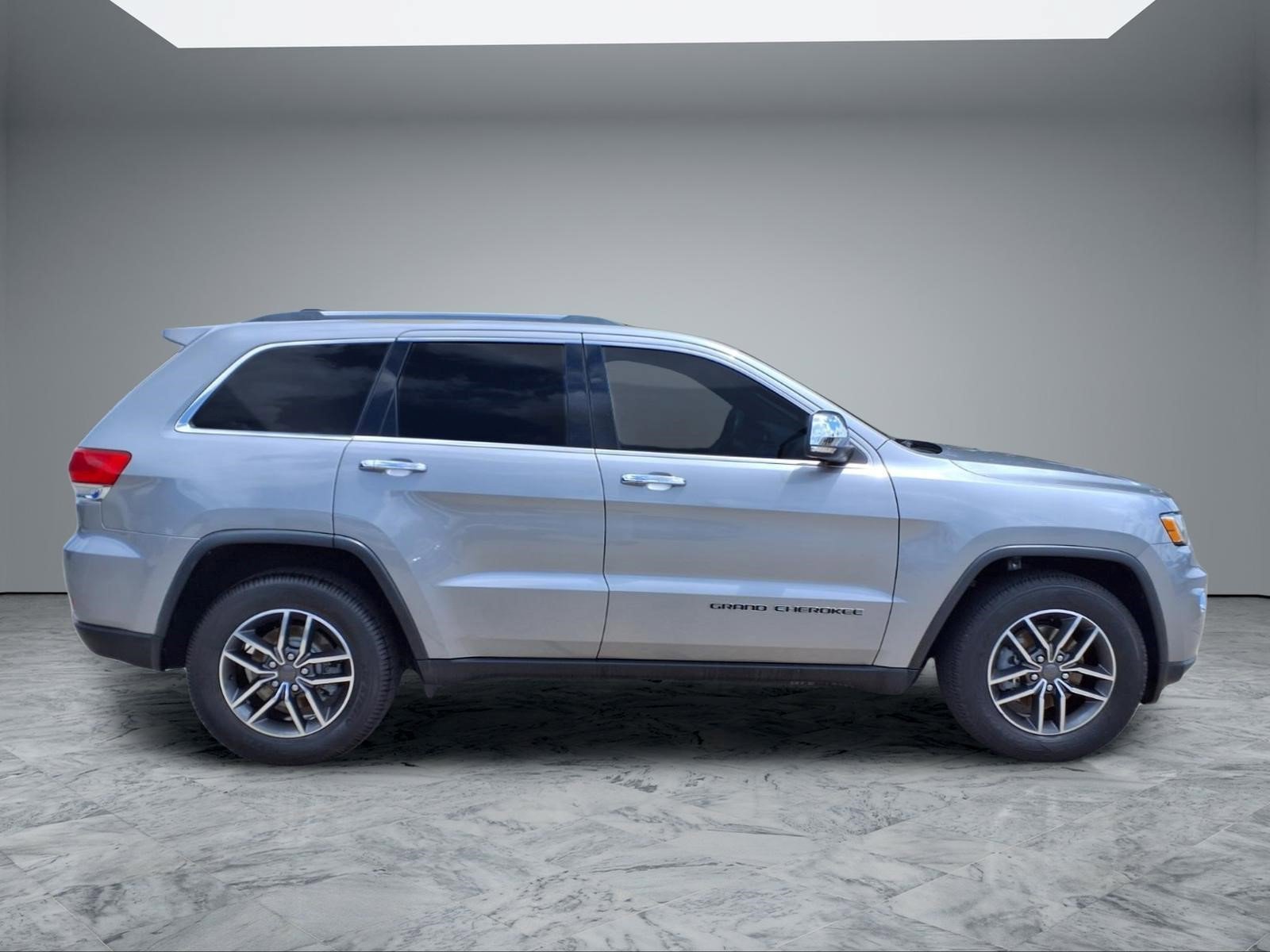 Used 2019 Jeep Grand Cherokee Limited RWD image 8