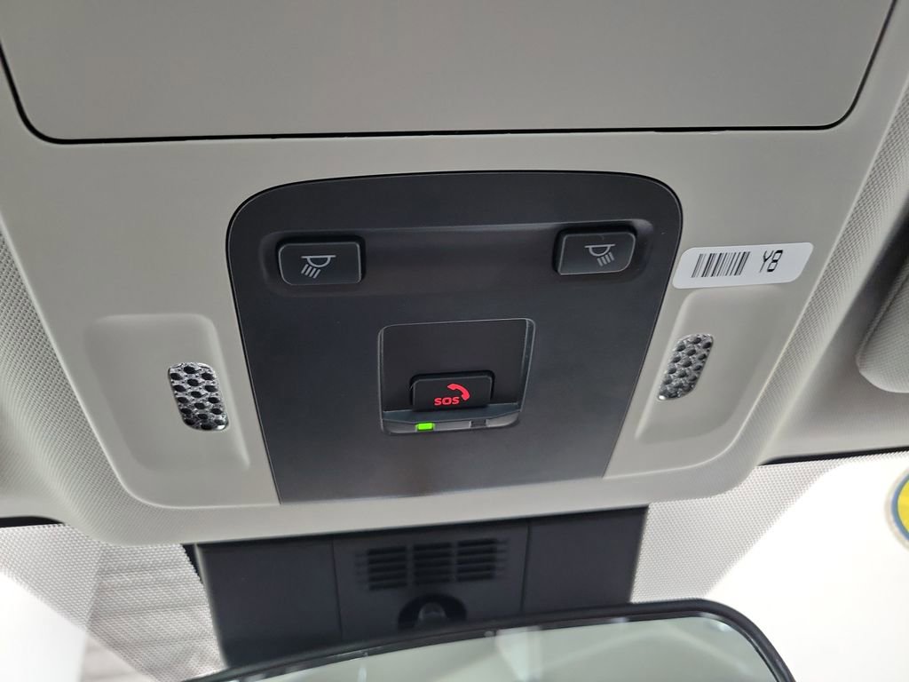 Used 2025 Toyota Camry LE FWD image 45