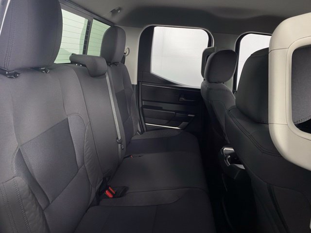 Used 2022 Toyota Tundra SR5 AWD/4WD image 17