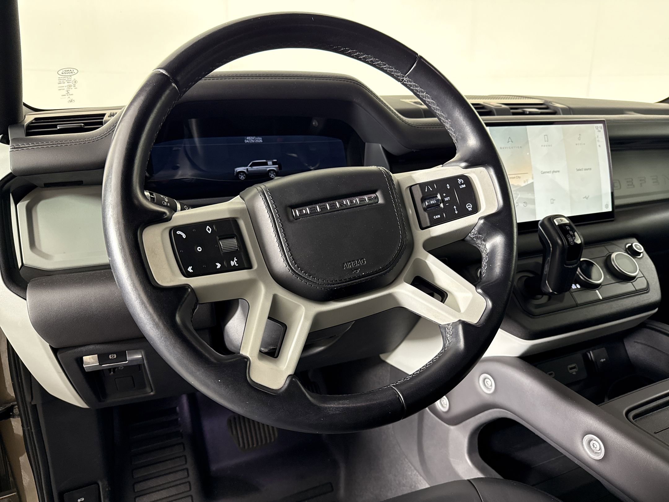 Certified 2022 Land Rover Defender 110 XS Edition AWD/4WD image 14