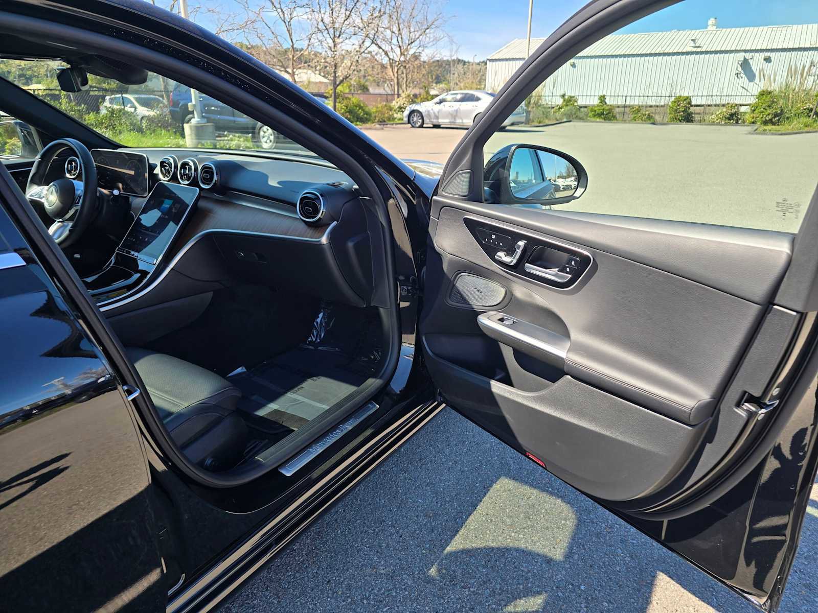 Used 2024 Mercedes-Benz C 300 Sedan image 12