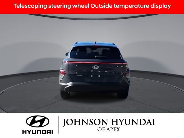 Certified 2025 Hyundai Kona SEL image 8