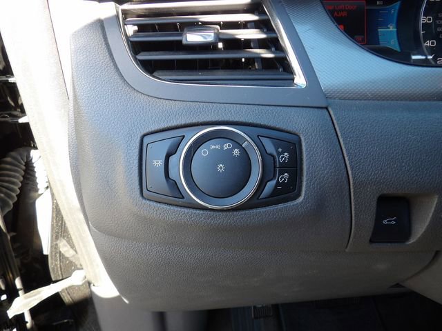 Used 2013 Ford Edge SEL image 28