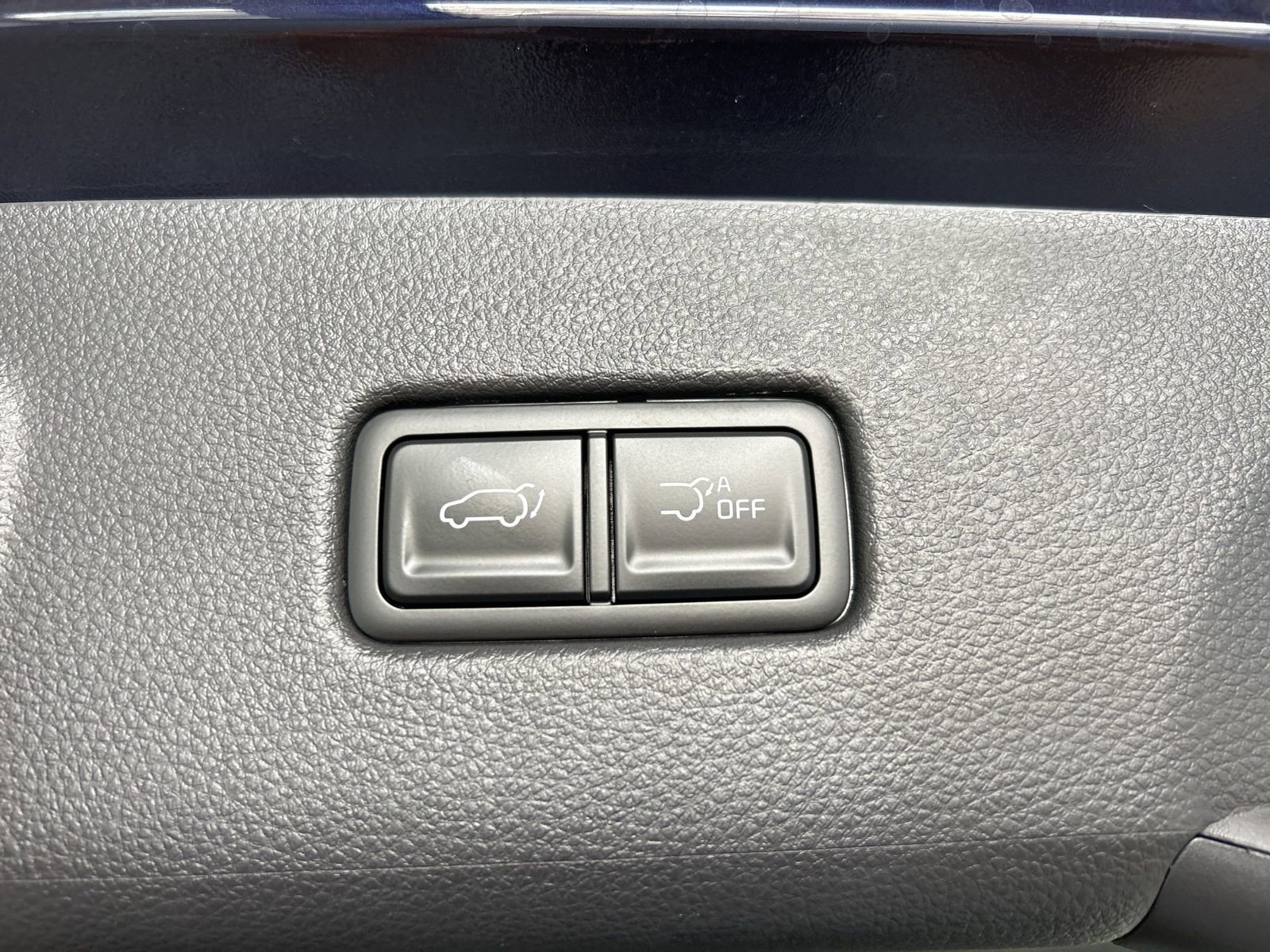 New 2026 Kia Carnival EX image 12