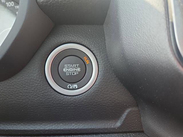 New 2026 RAM 1500 4x4 Crew Cab image 29