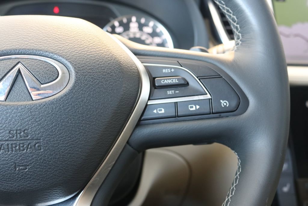 Certified 2020 INFINITI QX50 Luxe w/ Navigation Package image 39