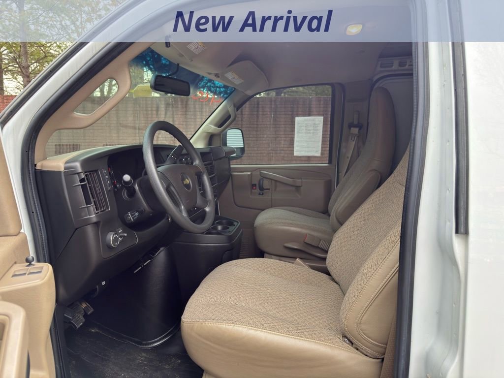 Certified 2022 Chevrolet Express 2500 Extended image 10