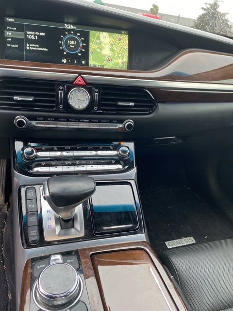 Used 2019 Genesis G90 3.3T Premium image 9