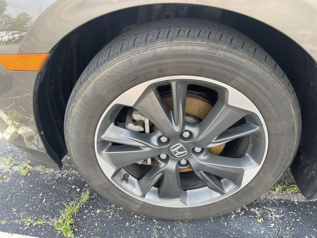 Used 2023 Honda Odyssey Elite image 2