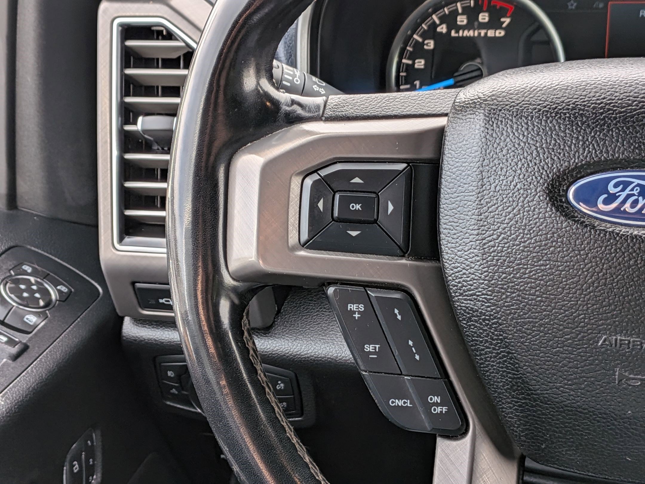 Used 2018 Ford F150 Limited w/ Trailer Tow Package image 20