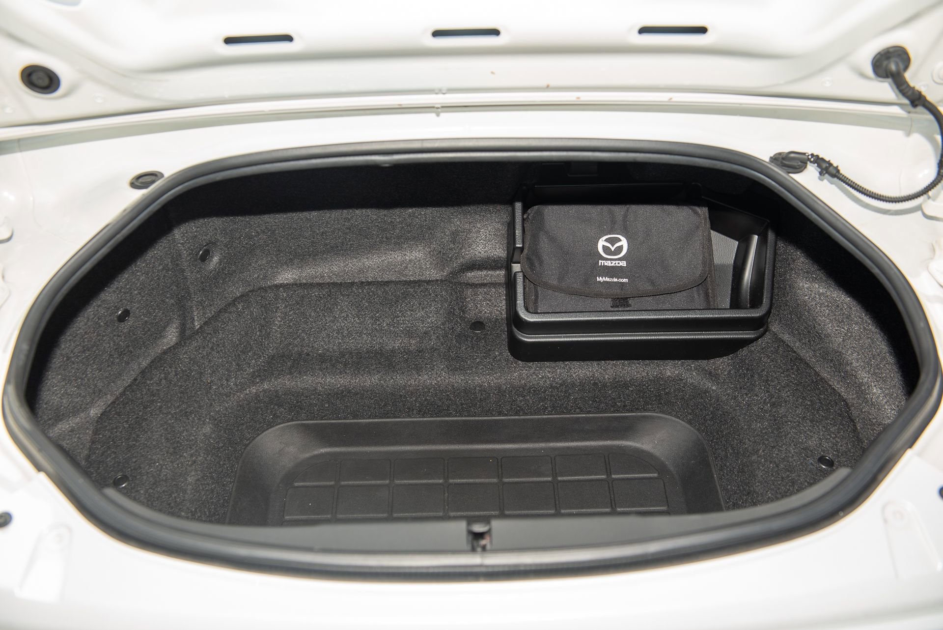 Used 2018 MAZDA MX-5 Miata RF Grand Touring image 42