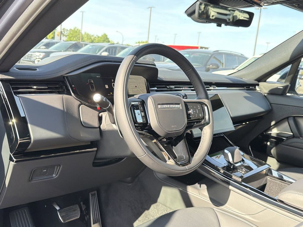 New 2026 Land Rover Range Rover Sport Dynamic SE AWD/4WD image 10