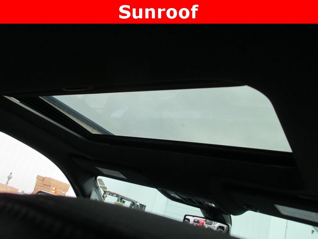 Used 2023 Chevrolet Silverado 2500 High Country image 14