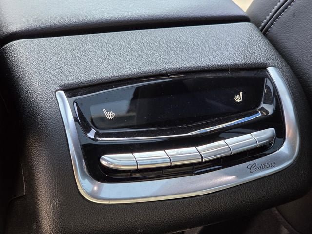 Used 2023 Cadillac XT6 Premium Luxury AWD/4WD image 15