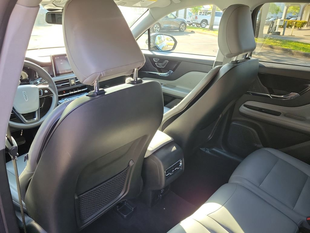 Certified 2022 Lincoln Corsair FWD image 13
