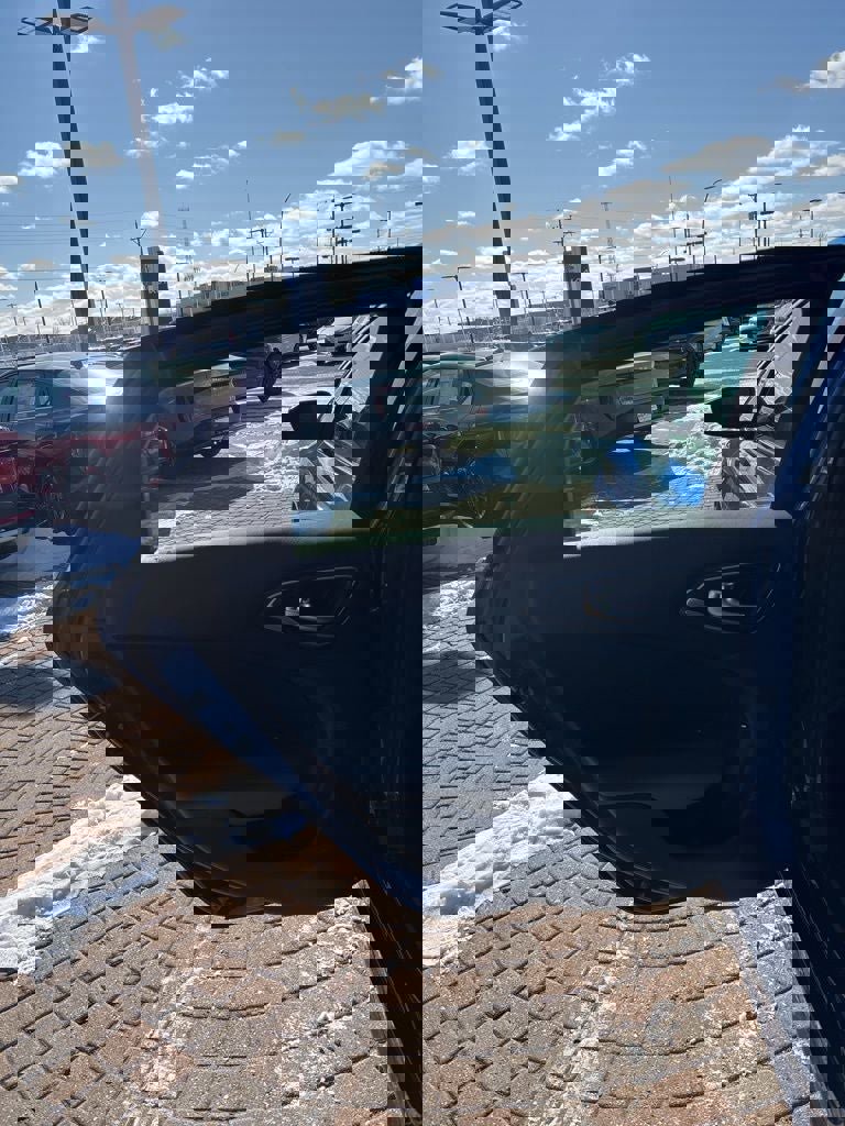 Used 2016 Chrysler 200 Limited w/ Convenience Group image 19