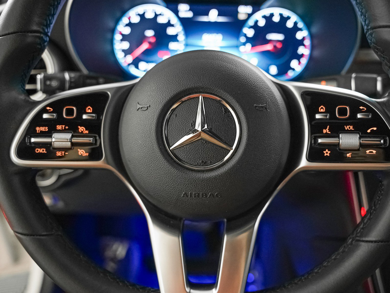 Used 2022 Mercedes-Benz GLC 300 image 12