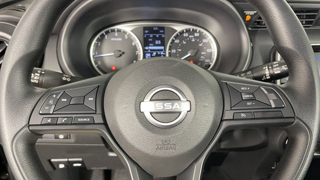New 2025 Nissan Kicks Play S image 23
