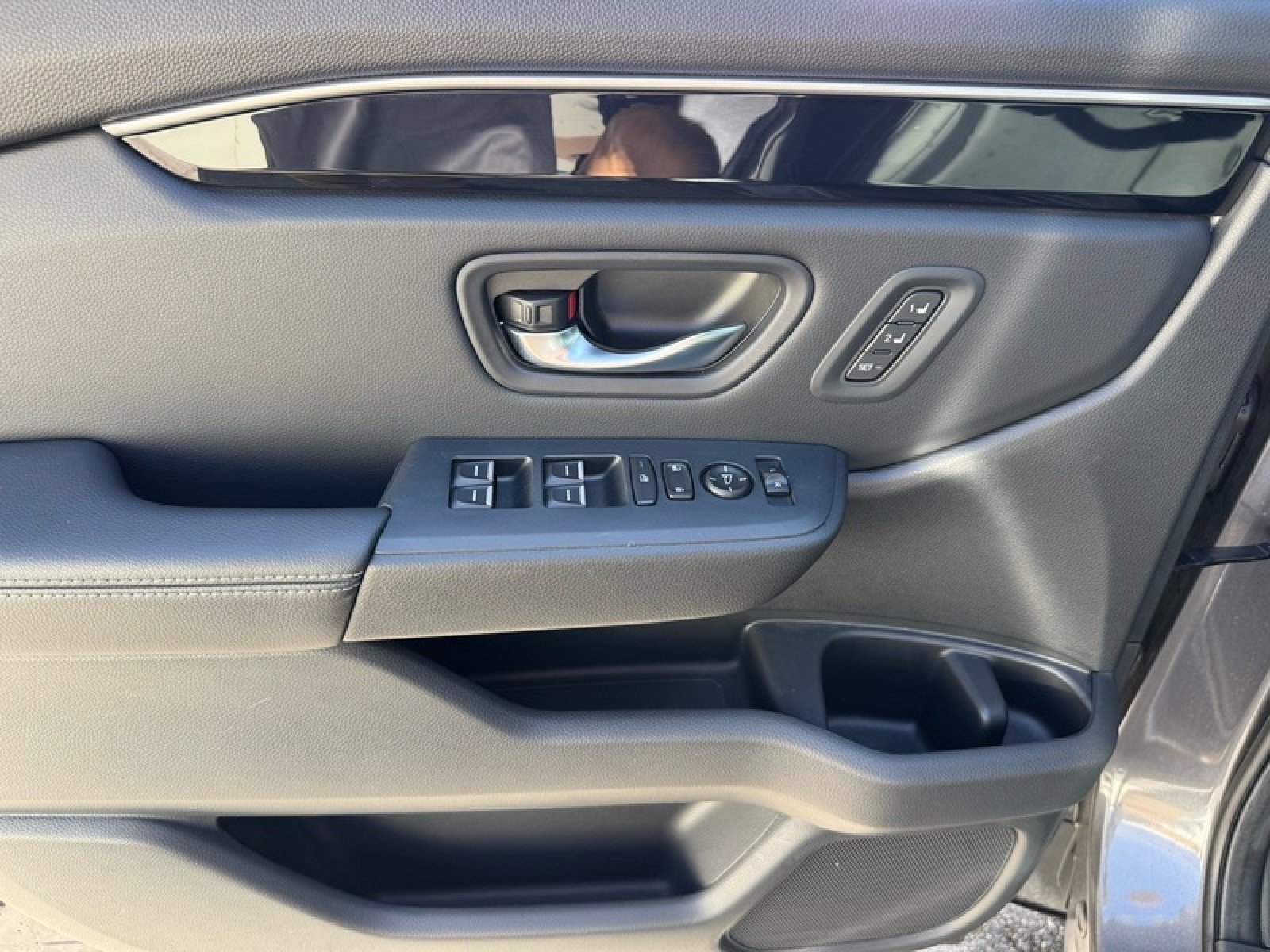 Used 2023 Honda Pilot Touring image 14