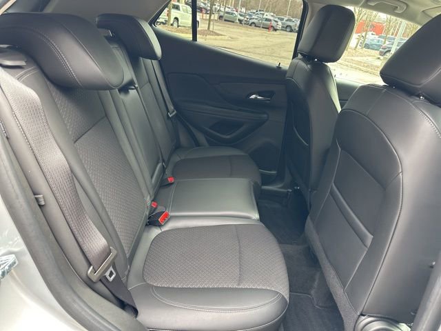 Used 2022 Buick Encore Preferred w/ Safety Package AWD/4WD image 25