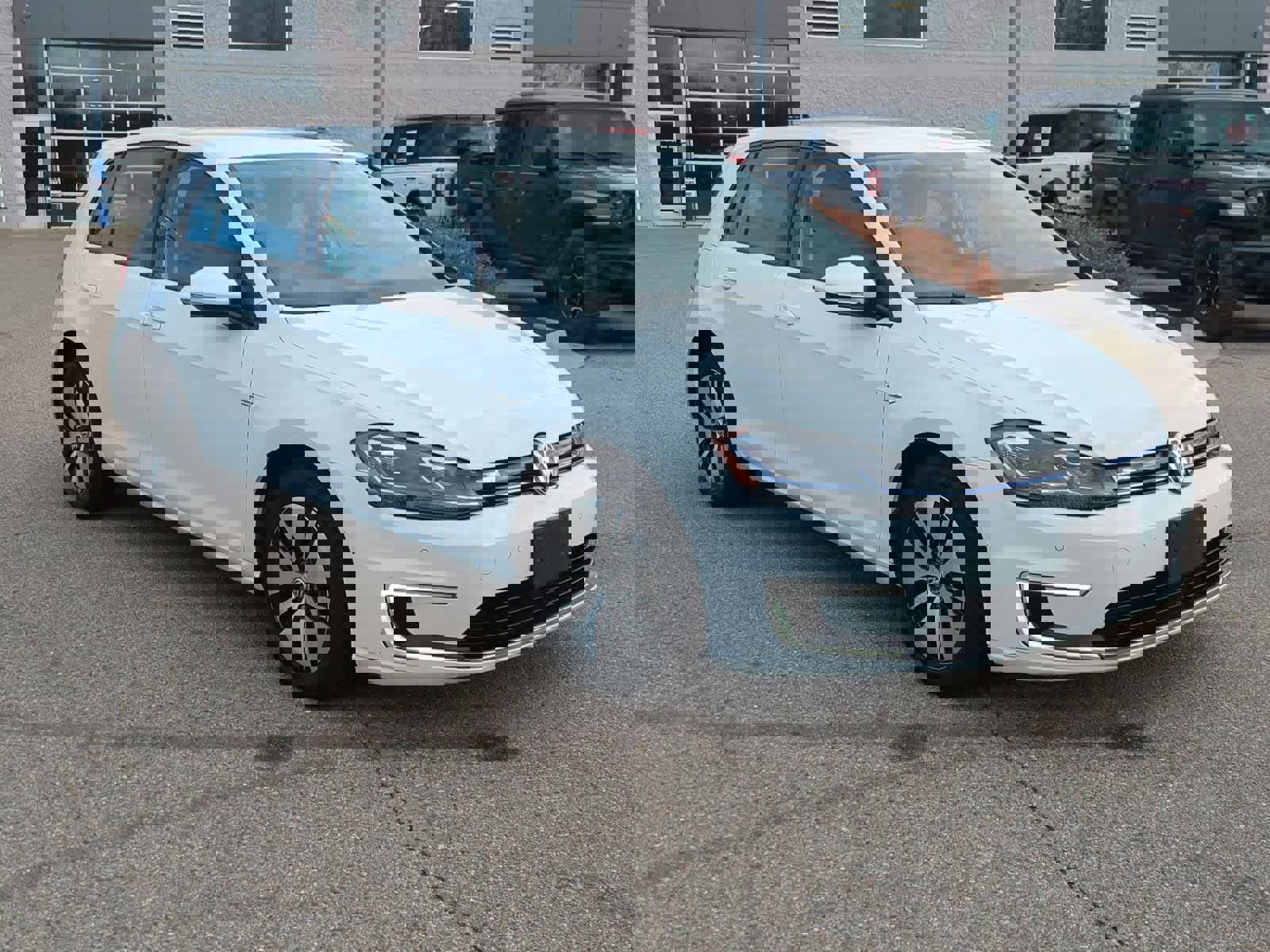 Used 2017 Volkswagen e-Golf SEL Premium image 2