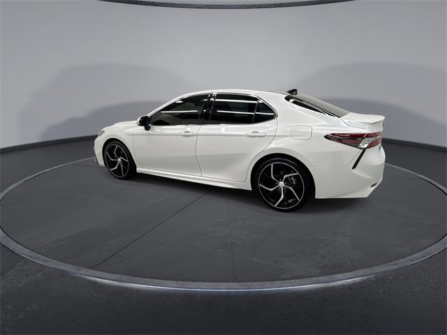 Used 2022 Toyota Camry XSE image 6