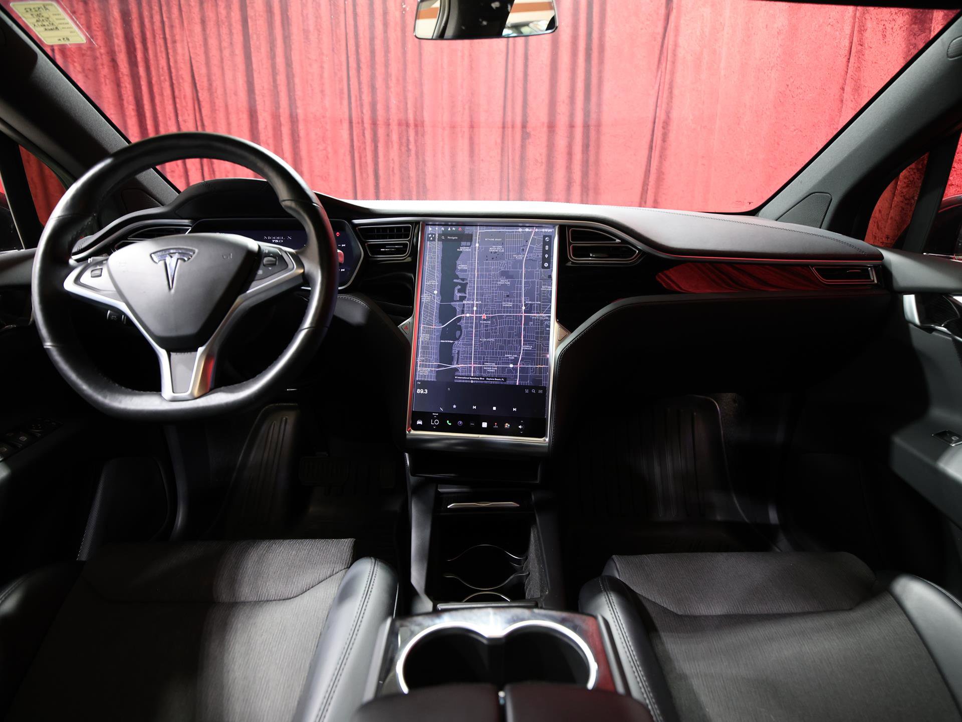 Used 2017 Tesla Model X 75D AWD/4WD image 15