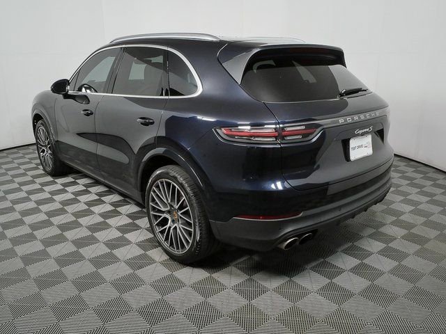 Certified 2022 Porsche Cayenne S image 3