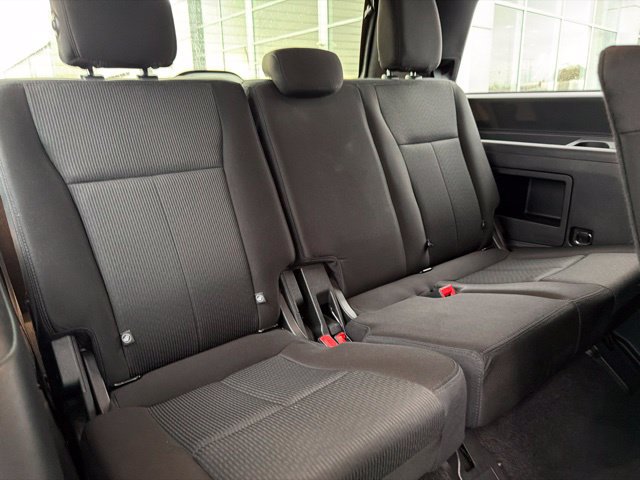 Used 2021 Ford Expedition XLT AWD/4WD image 32