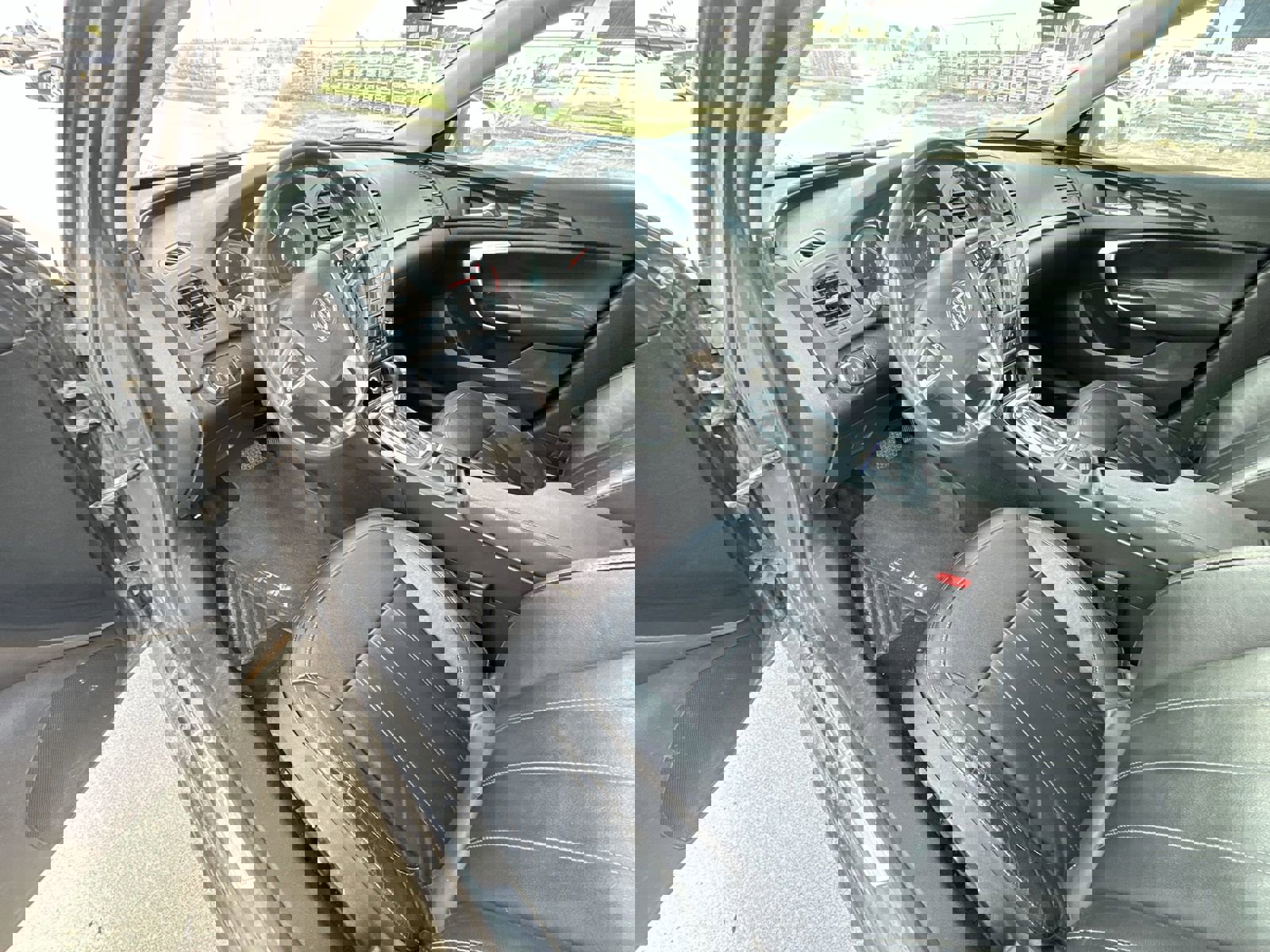 Used 2011 Buick Regal CXL w/ RL3 Preferred Equipment Group image 10