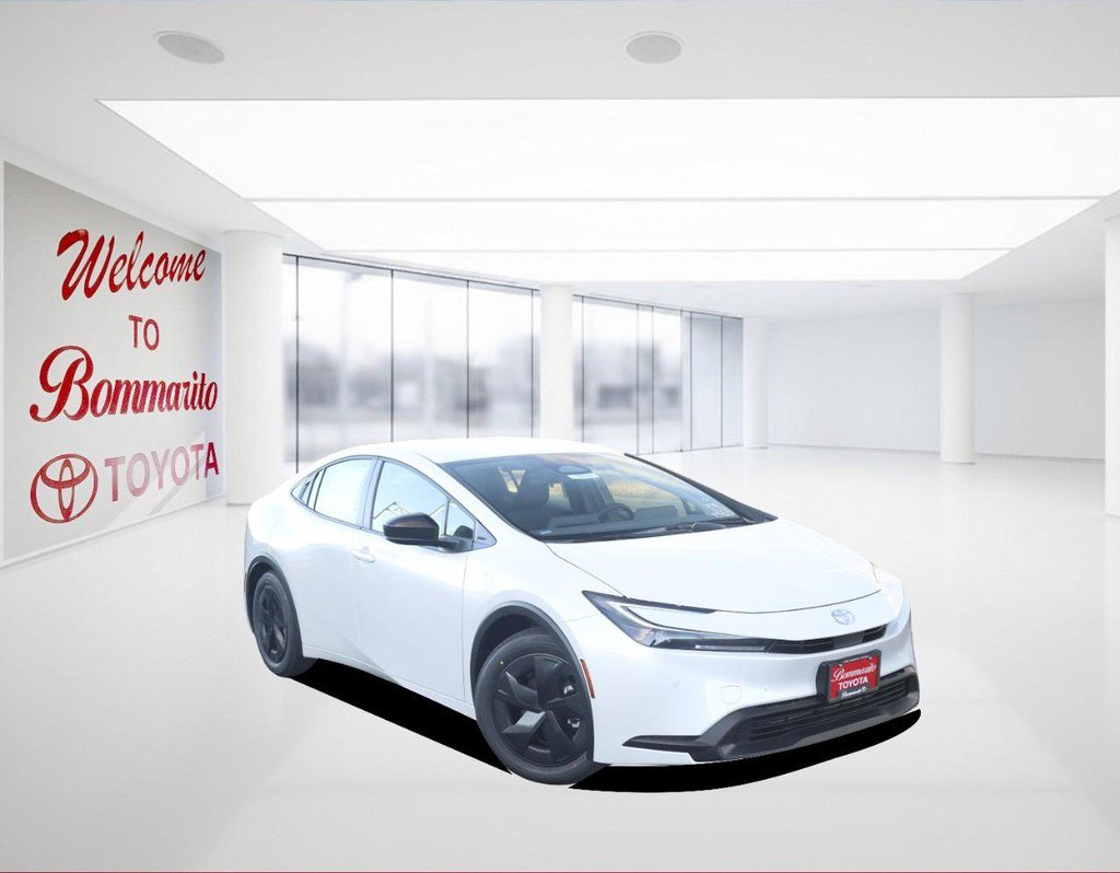 New 2026 Toyota Prius LE image 2