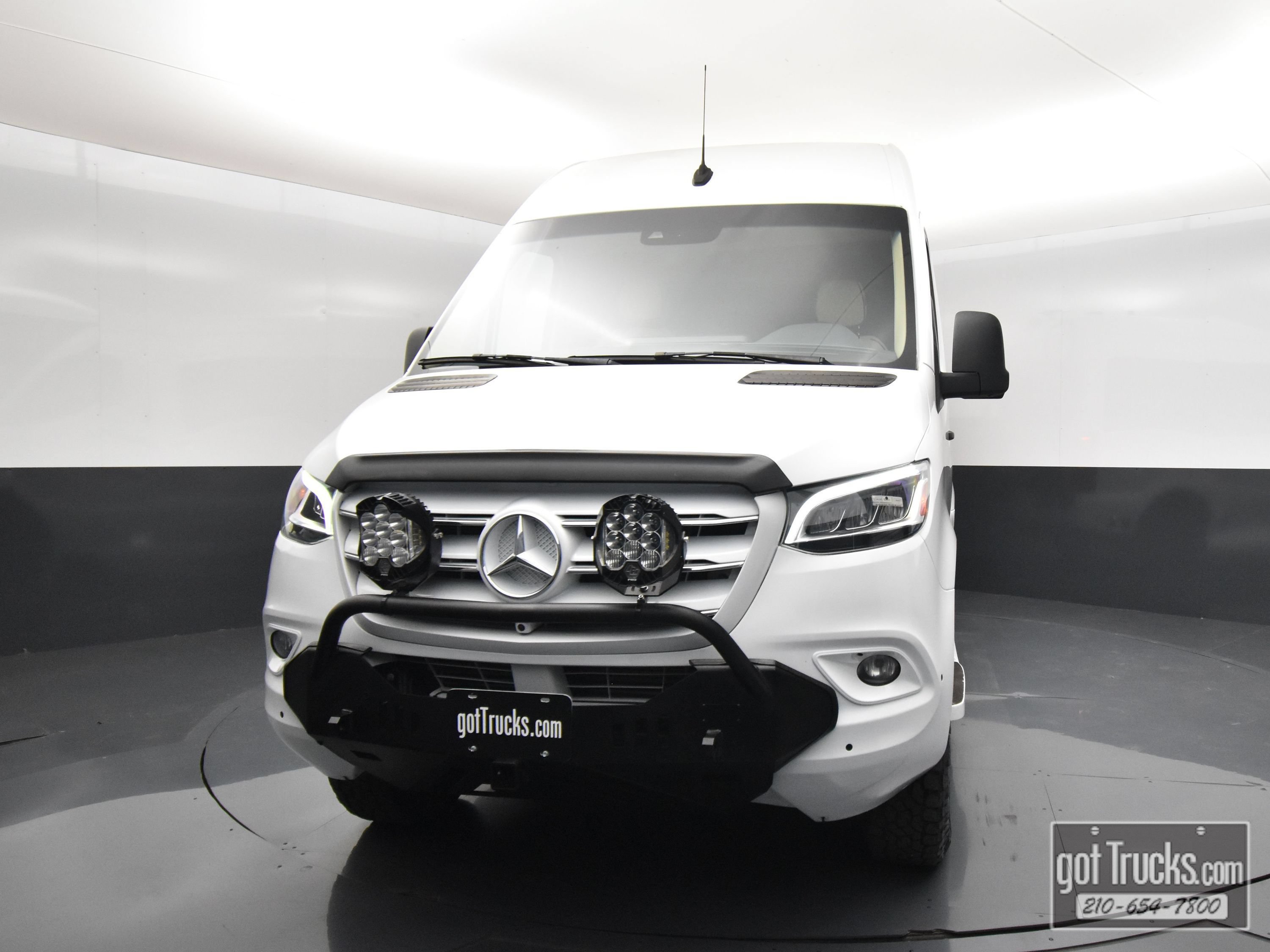 Used 2020 Mercedes-Benz Sprinter 2500 image 58