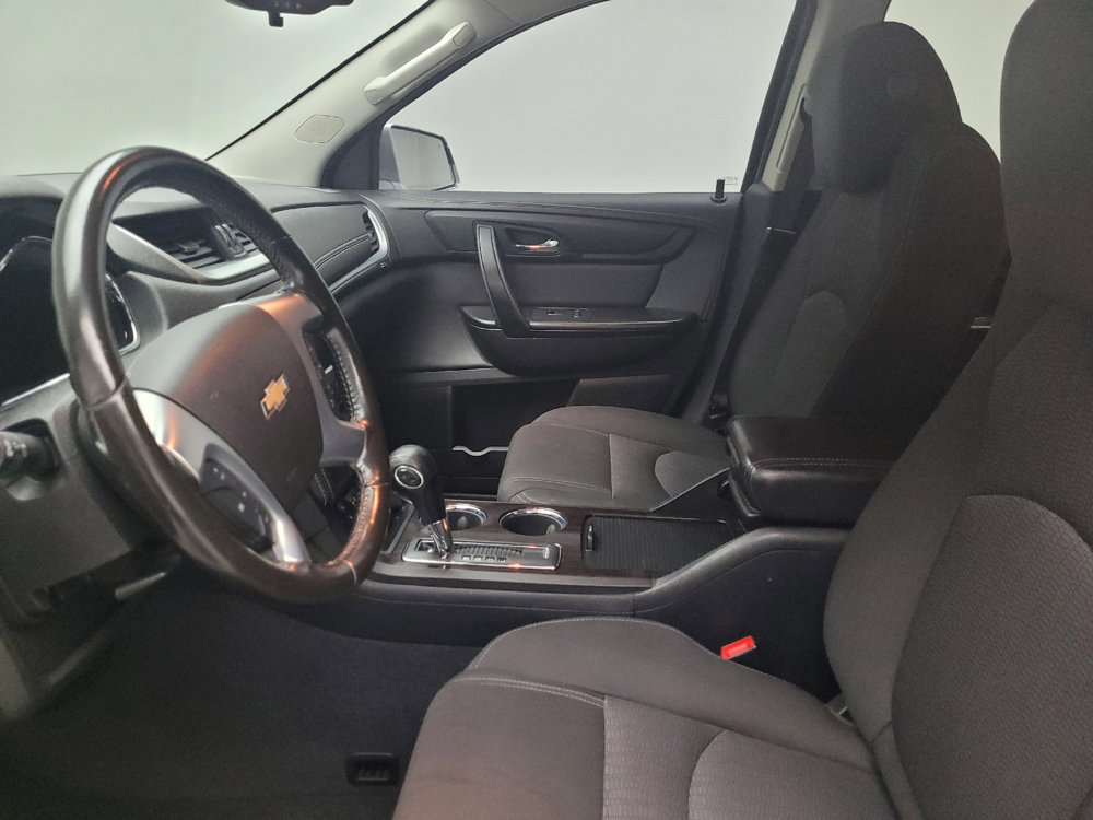 Used 2017 Chevrolet Traverse LT w/ Style and Technology Package image 17