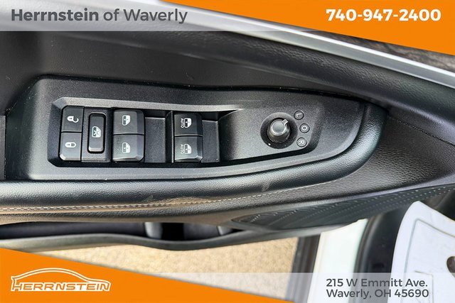 Used 2024 Jeep Grand Cherokee L Limited w/ Luxury Tech Group II image 14