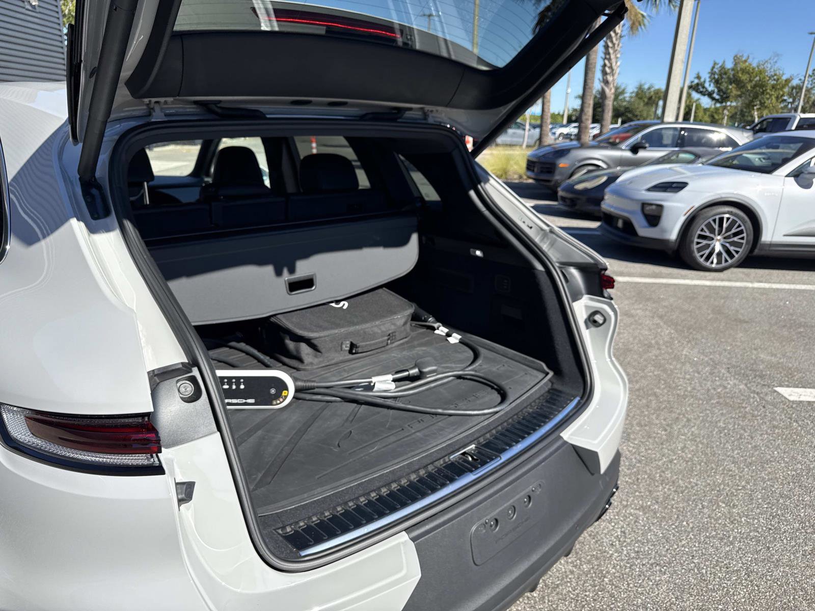 Certified 2025 Porsche Cayenne S image 13