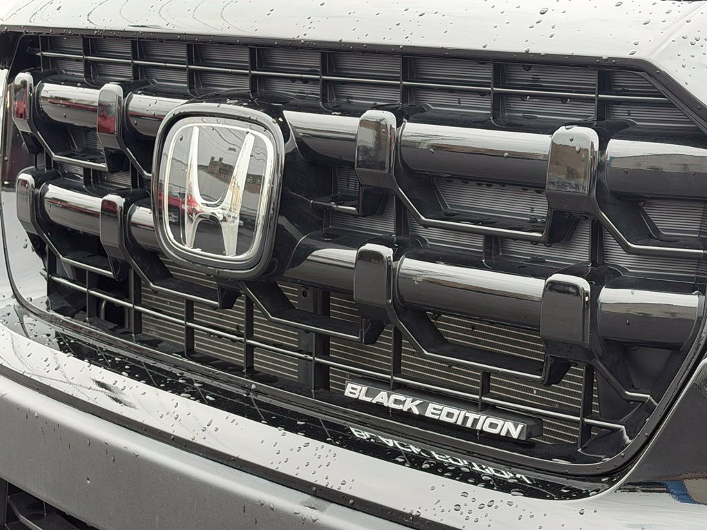 Certified 2025 Honda Ridgeline Black Edition image 21