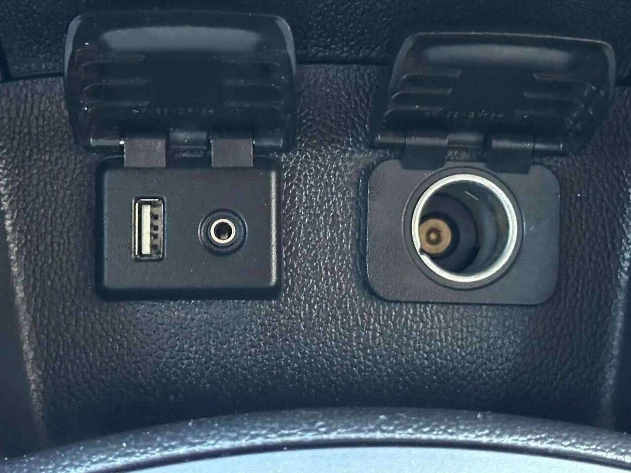 Used 2018 Chevrolet Cruze LT w/ Convenience Package image 13