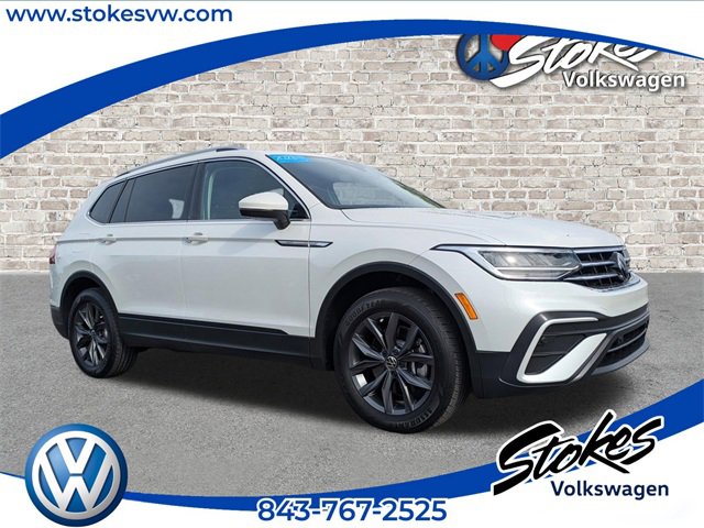 Certified 2023 Volkswagen Tiguan SE w/ Panoramic Sunroof Package image 1
