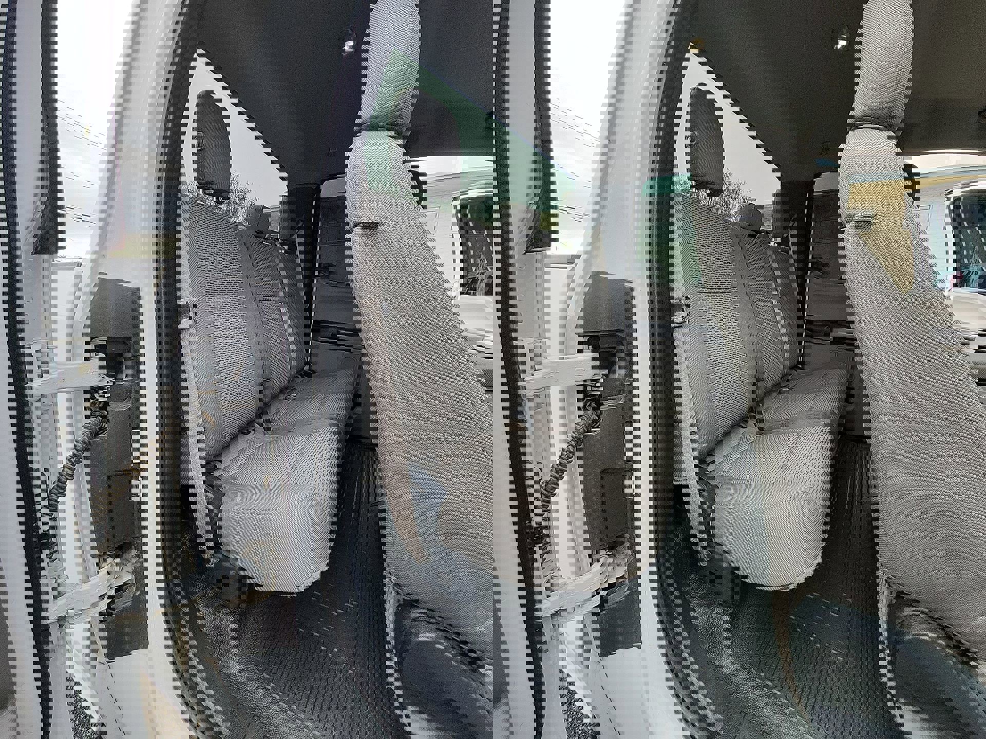 Used 2017 Ford F250 XLT w/ Camper Package image 26