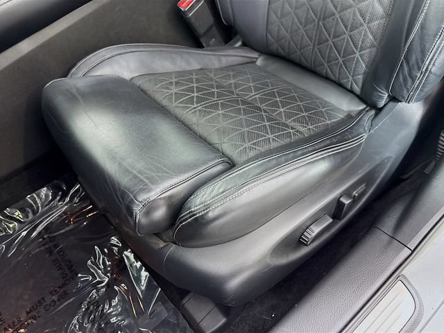 Used 2018 Nissan Maxima Platinum FWD image 19