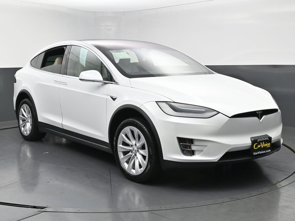 Used 2021 Tesla Model X Long Range image 2