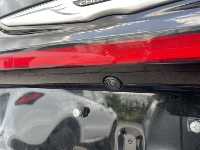 Used 2025 Chrysler Pacifica Select FWD image 7