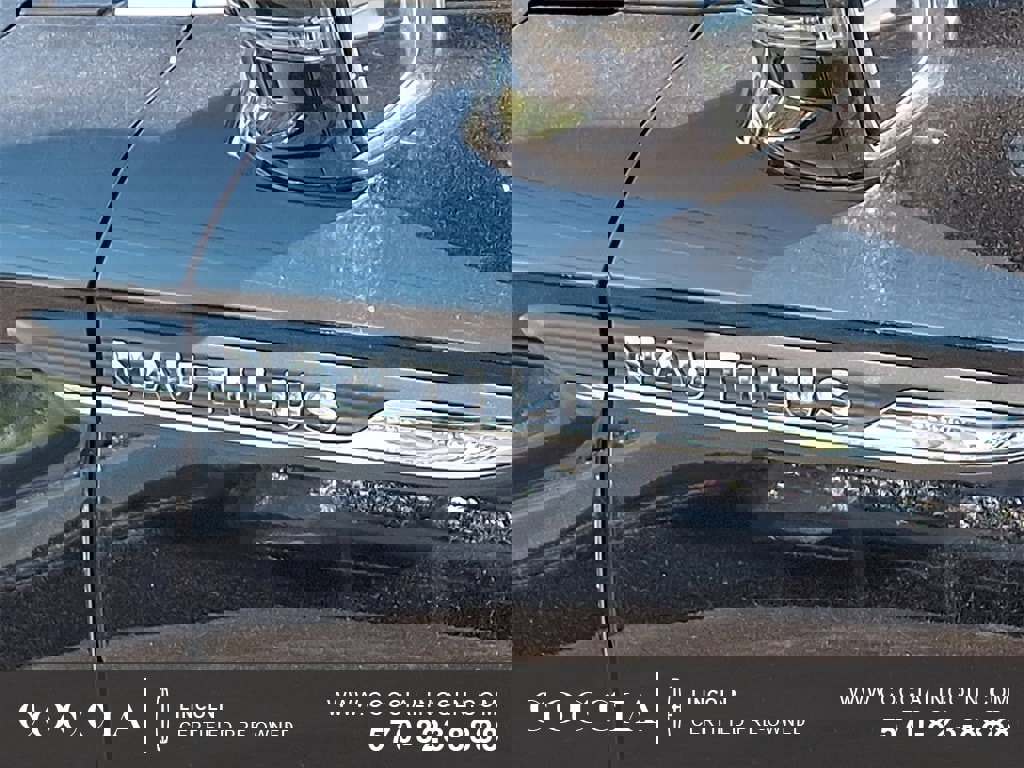 Certified 2023 Lincoln Nautilus Reserve image 30