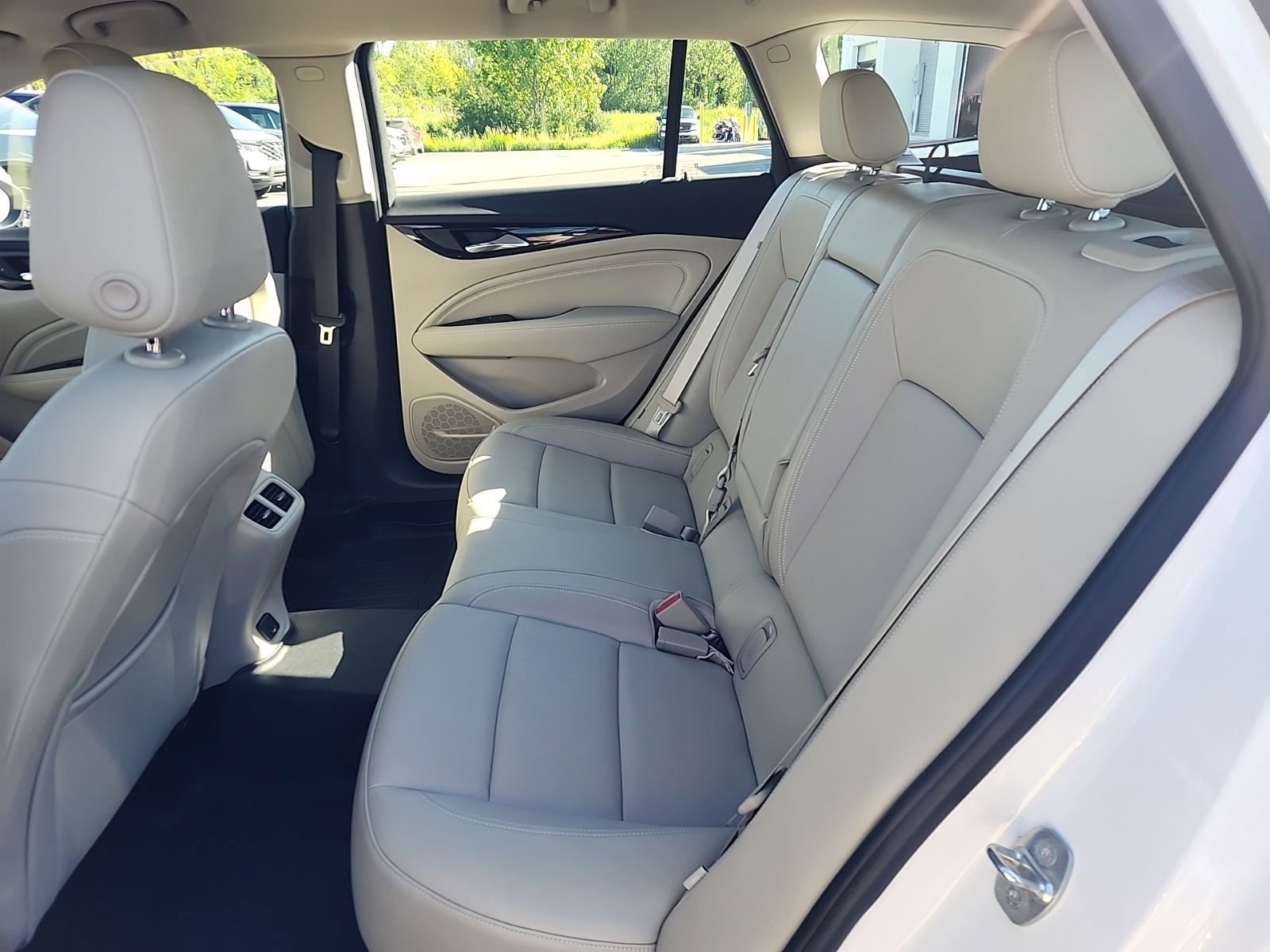 Used 2019 Buick Regal Essence w/ Driver Confidence Package I AWD/4WD image 24